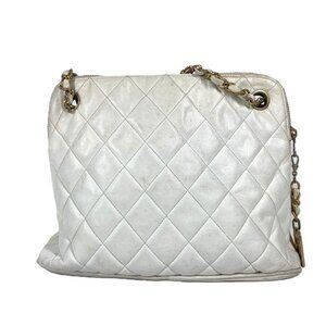 CHANEL vintage Matelasse Quilted Logo Double Chain Shoulder Bag Leather White